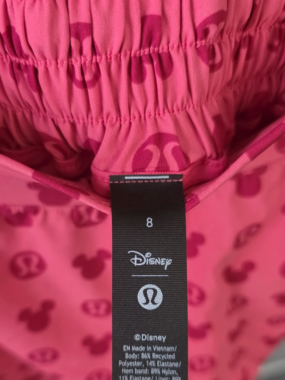 NWT Disney x lululemon Hotty Hot High-Rise Short 4